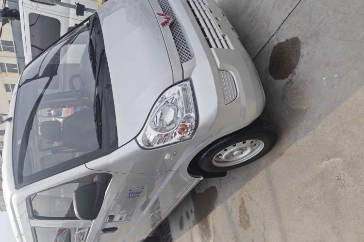 Used Wuling Rongguang 2021 1.5L Extended Basic Version L3C Exterior 5