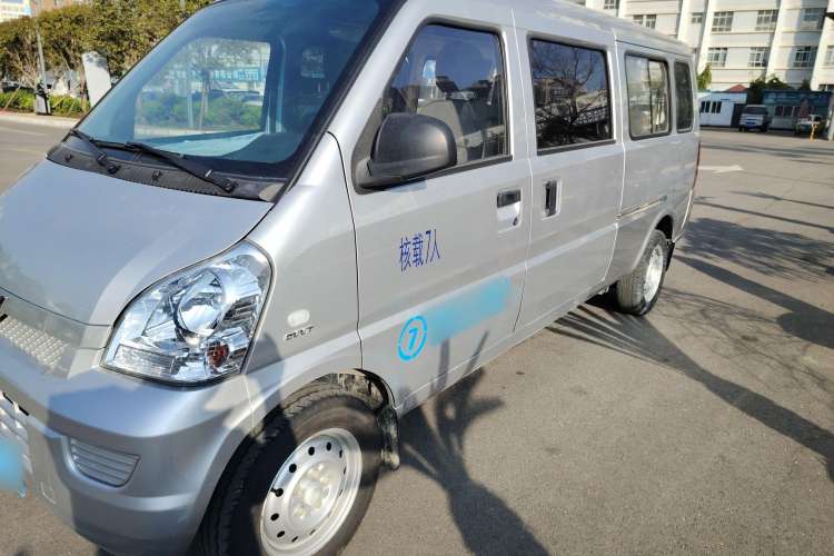 Used Wuling Rongguang 2021 1.5L Extended Basic Version L3C Exterior 5