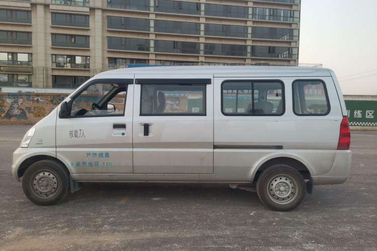Used Wuling Rongguang 2021 1.5L Extended Basic Version L3C Exterior 5