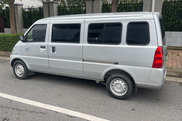 Used Wuling Rongguang 2021 1.5L Extended Basic Version L3C Exterior 5