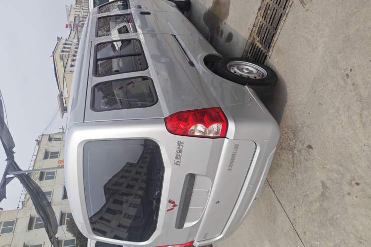 Used Wuling Rongguang 2021 1.5L Extended Basic Version L3C Exterior 6