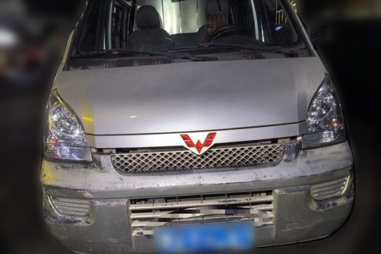 Used Wuling Rongguang 2021 1.5L Extended Basic Window-Sealed 5-Seat L3C Car Front