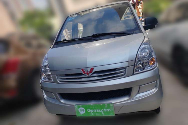 Used Wuling Rongguang 2021 1.2L S Base Model Window-Sealed Car Standard Version 5-Seater LSI Front