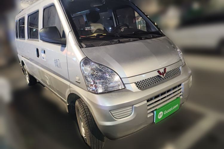Used Wuling Rongguang 2021 1.5L Extended Standard Version with Air Conditioning – L3C Front Right 45 Deg