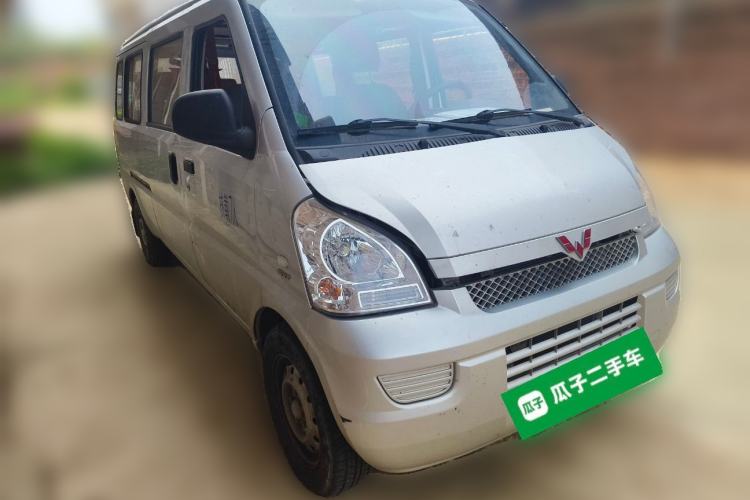 Used Wuling Rongguang 2021 1.5L Extended Standard Version with Air Conditioning – L3C Front Right 45 Deg