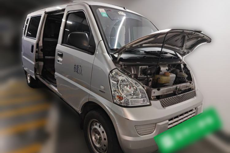 Used Wuling Rongguang 2021 1.5L Extended Basic Version L3C Front Right 45 Deg