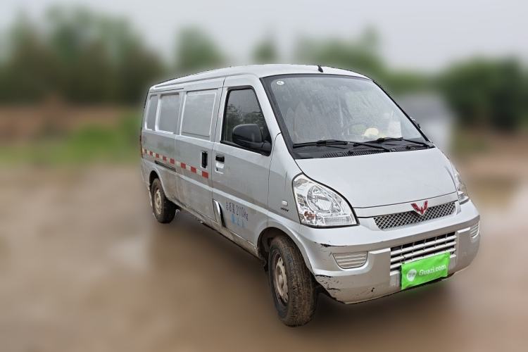 Used Wuling Rongguang 2021 1.5L Extended Basic Enclosed-Window Vehicle 2 Seats L3C Front Right 45 Deg