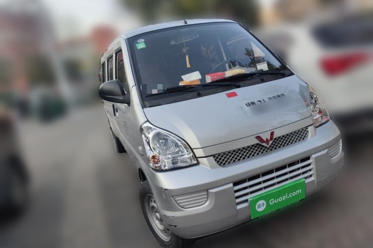Used Wuling Rongguang 2021 1.5L Extended Basic Version L3C Front Right 45 Deg