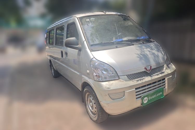 Used Wuling Rongguang 2021 1.5L Extended Standard Version with Air Conditioning – L3C Front Right 45 Deg
