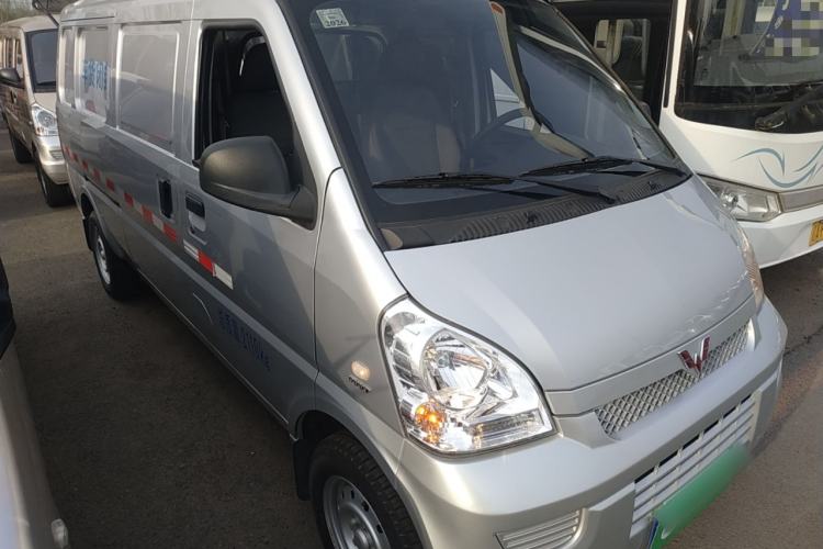 Used Wuling Rongguang 2021 1.5L Extended Standard-Size Enclosed Window Vehicle Power-Assist Version 2 Seats L3C Front Right 45 Deg