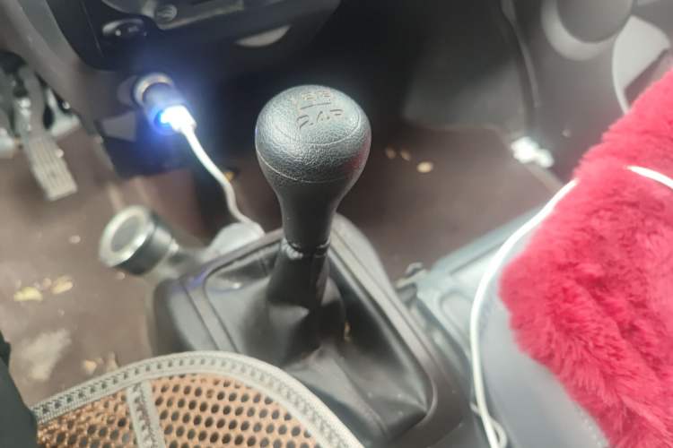 Used Wuling Rongguang 2021 1.5L Extended Basic Version L3C Gear Lever
