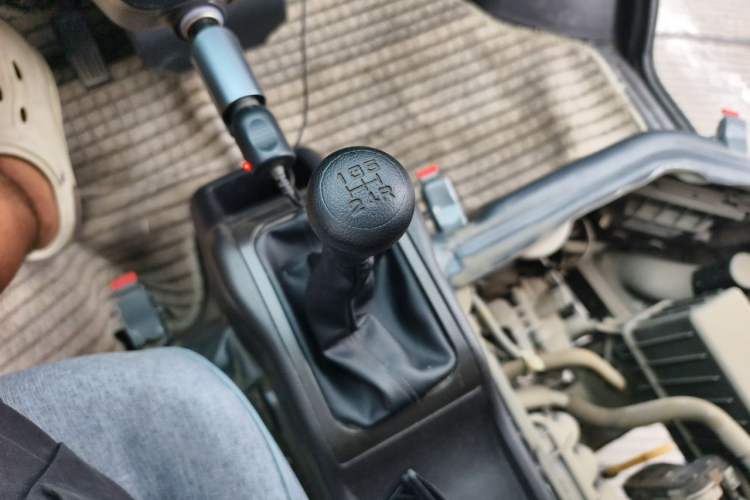 Used Wuling Rongguang 2021 1.5L Extended Standard Model Enclosed-Window Vehicle, Air-Conditioned Version, 2-seater LAR Gear Lever