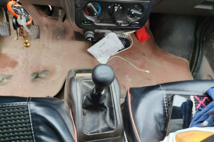 Used Wuling Rongguang 2021 1.5L Extended Standard-Size Window-Sealed Vehicle Air-Conditioned 2-Seater L3C Gear Lever