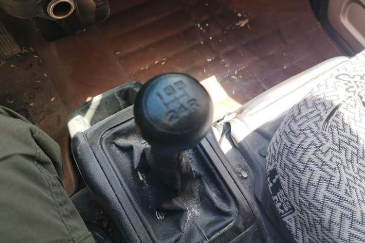 Used Wuling Rongguang 2021 1.5L Extended Basic Enclosed-Window Vehicle 2 Seats L3C Gear Lever