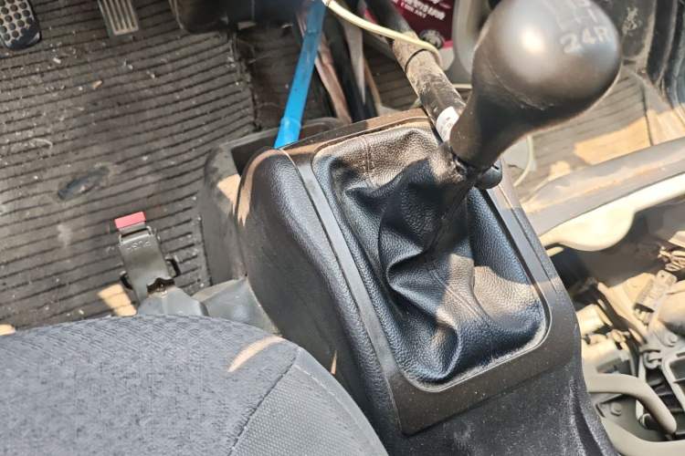 Used Wuling Rongguang 2021 1.5L Extended Basic Enclosed-Window Vehicle 2 Seats L3C Gear Lever