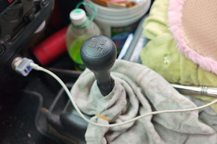 Used Wuling Rongguang 2021 1.5L Extended Standard Version with Power Steering L3C Gear Lever