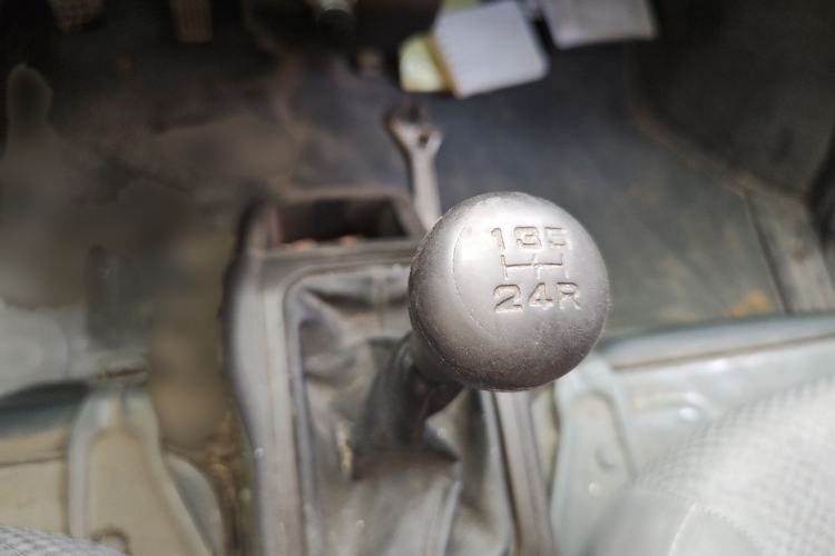 Used Wuling Rongguang 2021 1.5L Extended Basic Enclosed-Window Vehicle 2 Seats L3C Gear Lever