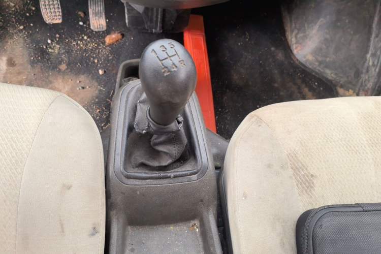 Used Wuling Rongguang 2021 1.2L S Base Model 5-Seater LSI Gear Lever