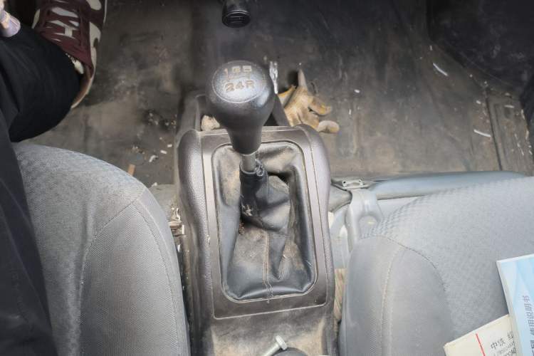 Used Wuling Rongguang 2021 1.5L Extended Basic Enclosed-Window Vehicle 2 Seats L3C Gear Lever