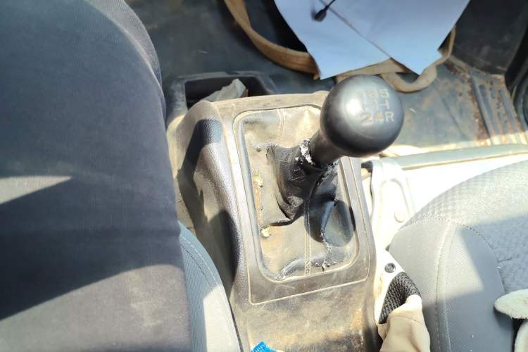 Used Wuling Rongguang 2021 1.5L Extended Basic Version L3C Gear Lever