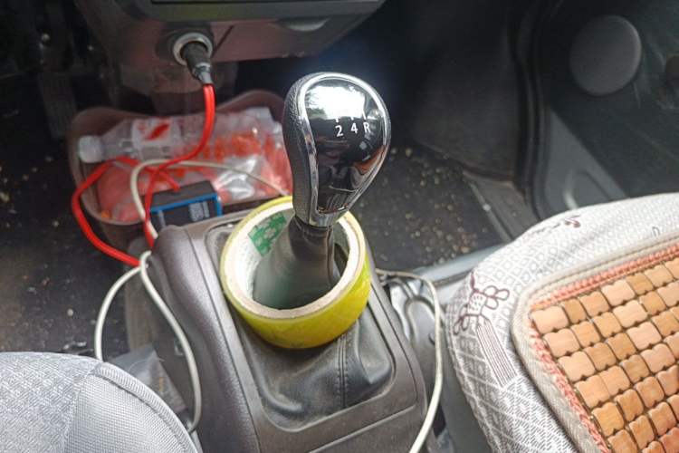 Used Wuling Rongguang 2021 1.5L Extended Basic Version L3C Gear Lever