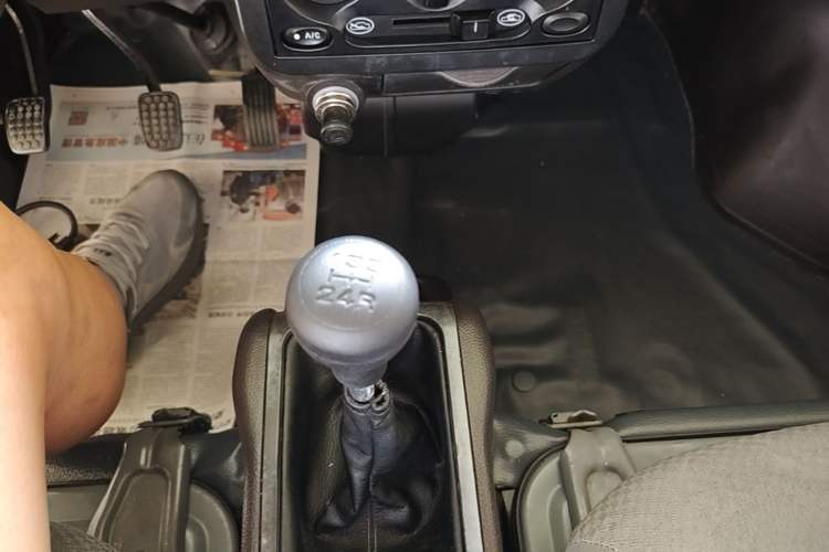 Used Wuling Rongguang 2021 1.5L Extended Basic Model Enclosed-Window Vehicle, 2-seater LAR Gear Lever