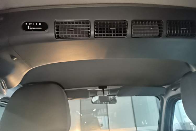 Used Wuling Rongguang 2021 1.5L Extended Basic Version L3C Headliner