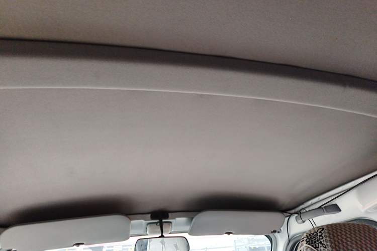 Used Wuling Rongguang 2021 1.5L Extended Basic Window-Sealed 5-Seat L3C Car Headliner