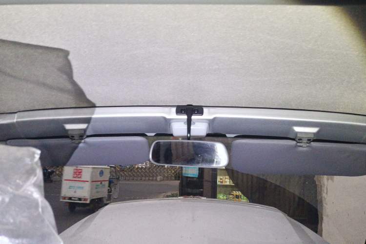 Used Wuling Rongguang 2021 1.5L Extended Standard Version with Air Conditioning – L3C Headliner