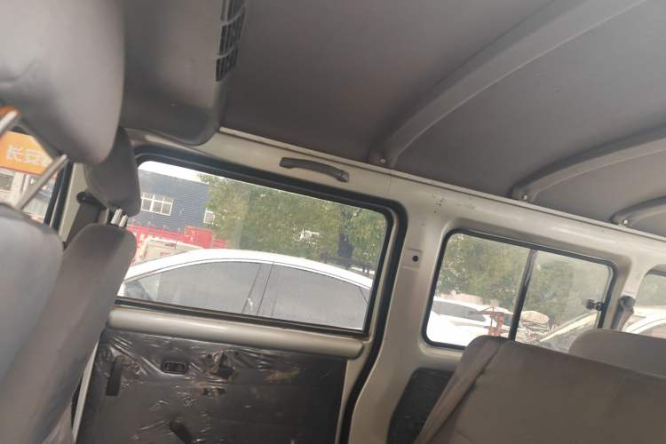 Used Wuling Rongguang 2021 1.5L Extended Standard Version with Power Steering L3C Headliner
