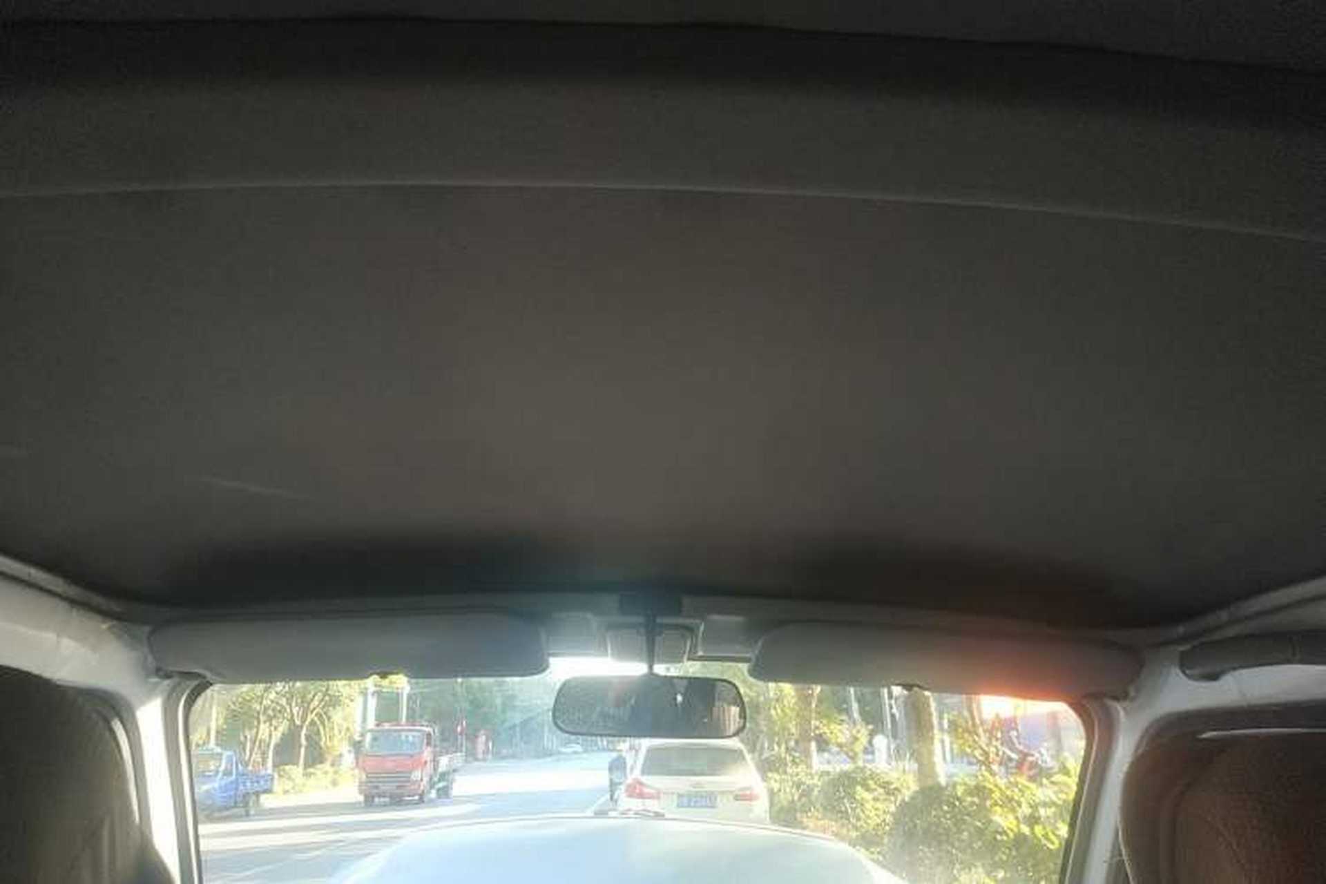 Used Wuling Rongguang 2021 1.5L Extended Basic Window-Sealed 5-Seat L3C Car Headliner