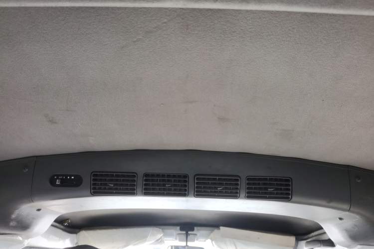 Used Wuling Rongguang 2021 1.5L Extended Standard Version with Air Conditioning – L3C Headliner