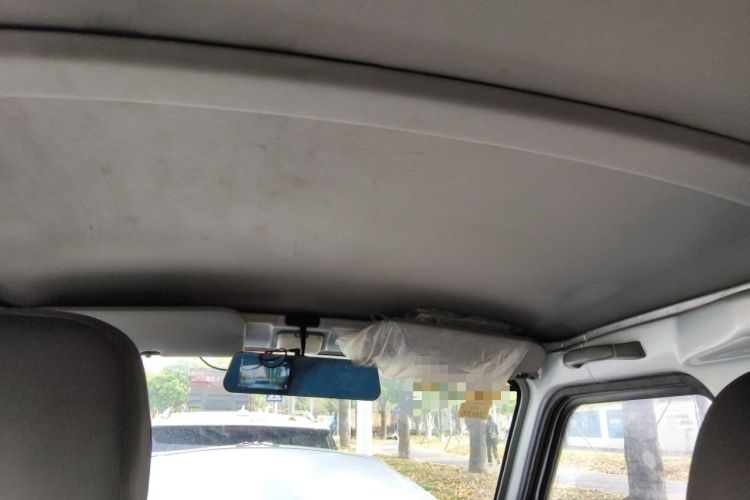 Used Wuling Rongguang 2021 1.5L Extended Standard-Size Window-Sealed Car Air-Conditioned Version 5 Seats L3C Headliner