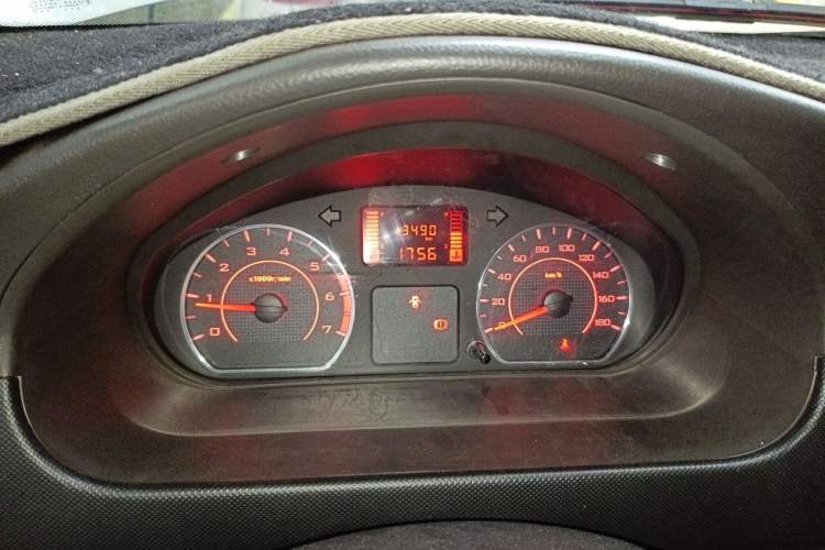 Used Wuling Rongguang 2021 1.5L Extended Standard Model Air-Conditioned Version LAR Instrument Cluster