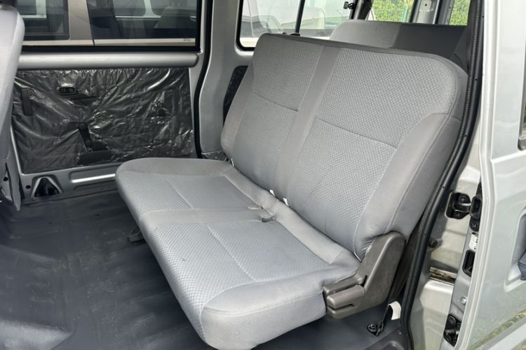 Used Wuling Rongguang 2021 1.5L Extended Basic Version L3C Interior 2