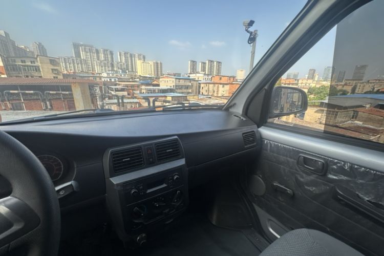Used Wuling Rongguang 2021 1.5L Extended Basic Version L3C Interior 2