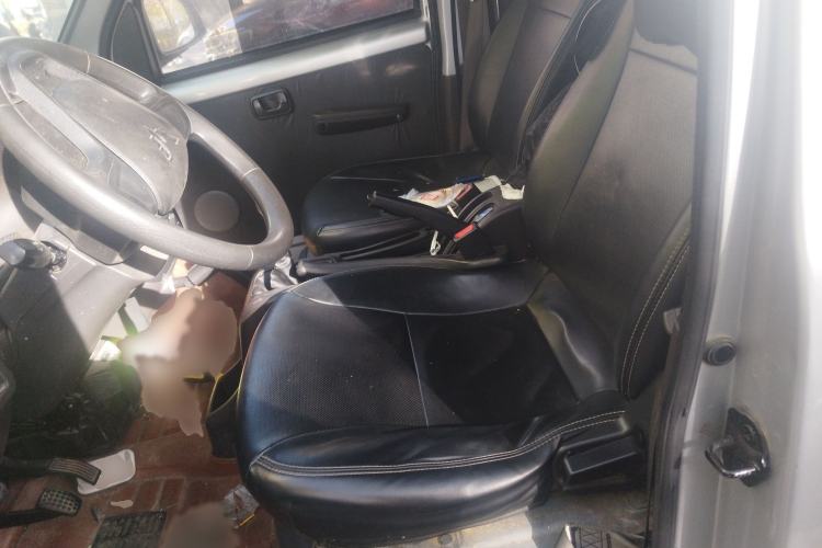 Used Wuling Rongguang 2021 1.5L Extended Basic Enclosed-Window Vehicle 2 Seats L3C Interior 4
