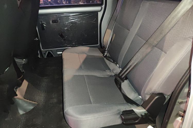 Used Wuling Rongguang 2021 1.5L Extended Standard Version with Air Conditioning – L3C Interior 4