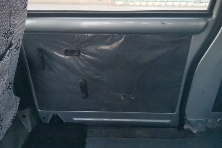 Used Wuling Rongguang 2021 1.5L Extended Basic Version L3C Interior 5