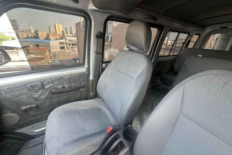 Used Wuling Rongguang 2021 1.5L Extended Basic Version L3C Interior 8