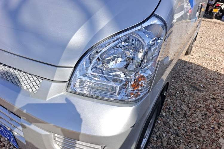 Used Wuling Rongguang 2021 1.5L Extended Basic Model LAR Left Front Headlight