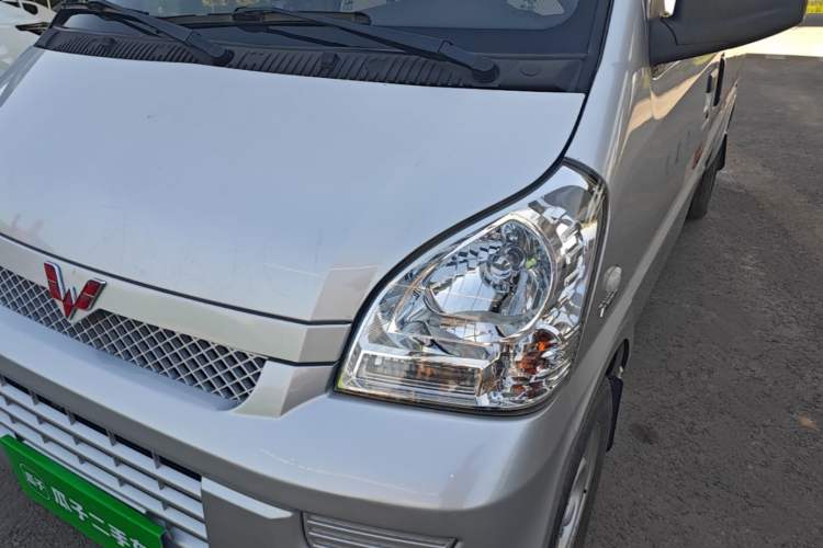 Used Wuling Rongguang 2021 1.5L Extended Basic Window-Sealed 5-Seat L3C Car Left Front Headlight