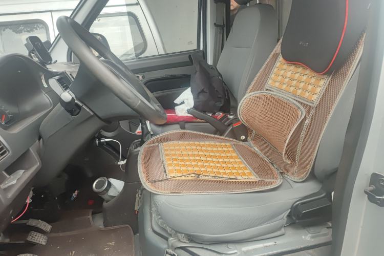 Used Wuling Rongguang 2021 1.5L Extended Basic Version L3C Left Front Seat
