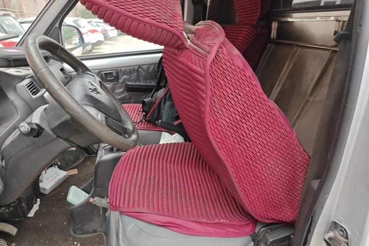 Used Wuling Rongguang 2021 1.5L Extended Basic Enclosed-Window Vehicle 2 Seats L3C Left Front Seat