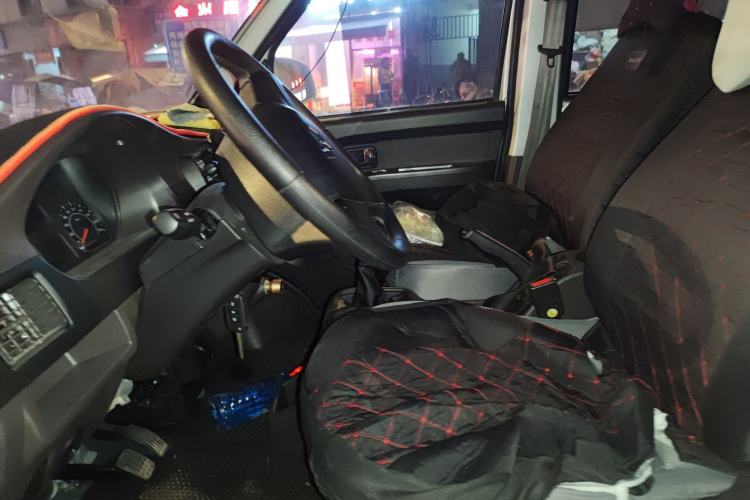 Used Wuling Rongguang 2021 1.5L Extended Standard Version with Air Conditioning – L3C Left Front Seat
