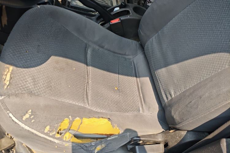 Used Wuling Rongguang 2021 1.5L Extended Basic Enclosed-Window Vehicle 2 Seats L3C Left Front Seat