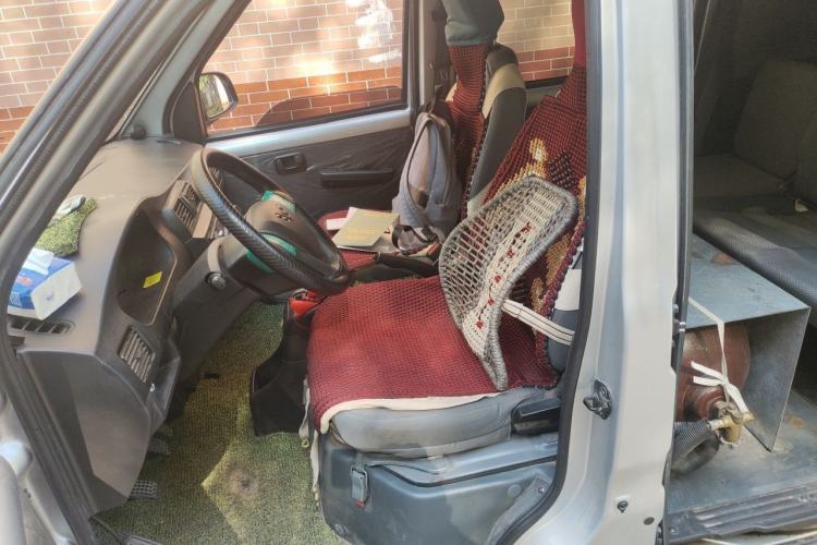 Used Wuling Rongguang 2021 1.5L Extended Standard Model Enclosed-Window Vehicle, Air-Conditioned Version, 5-seater LAR Left Front Seat