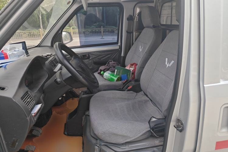 Used Wuling Rongguang 2021 1.5L Extended Basic Enclosed-Window Vehicle 2 Seats L3C Left Front Seat