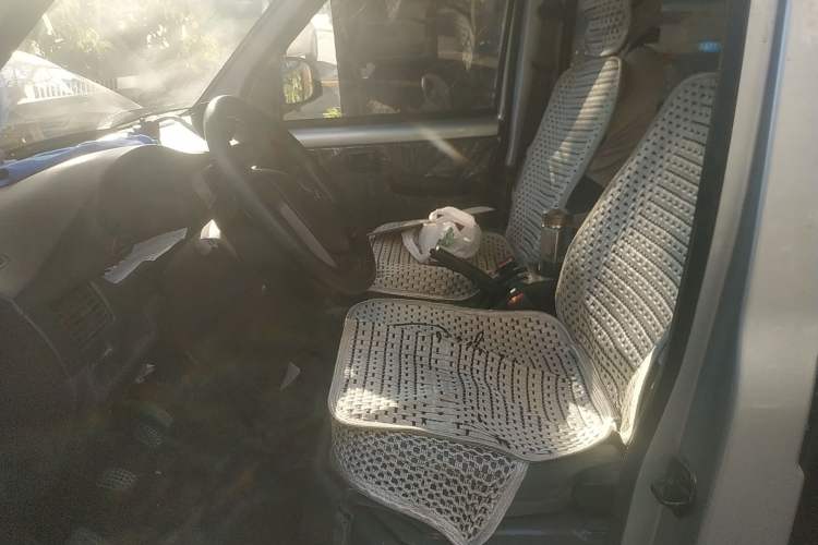 Used Wuling Rongguang 2021 1.5L Extended Basic Window-Sealed 5-Seat L3C Car Left Front Seat