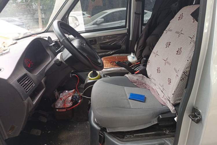 Used Wuling Rongguang 2021 1.5L Extended Basic Version L3C Left Front Seat